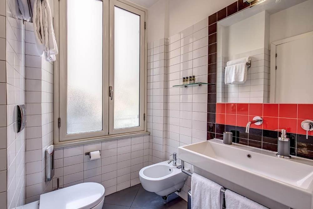 Interno5 *