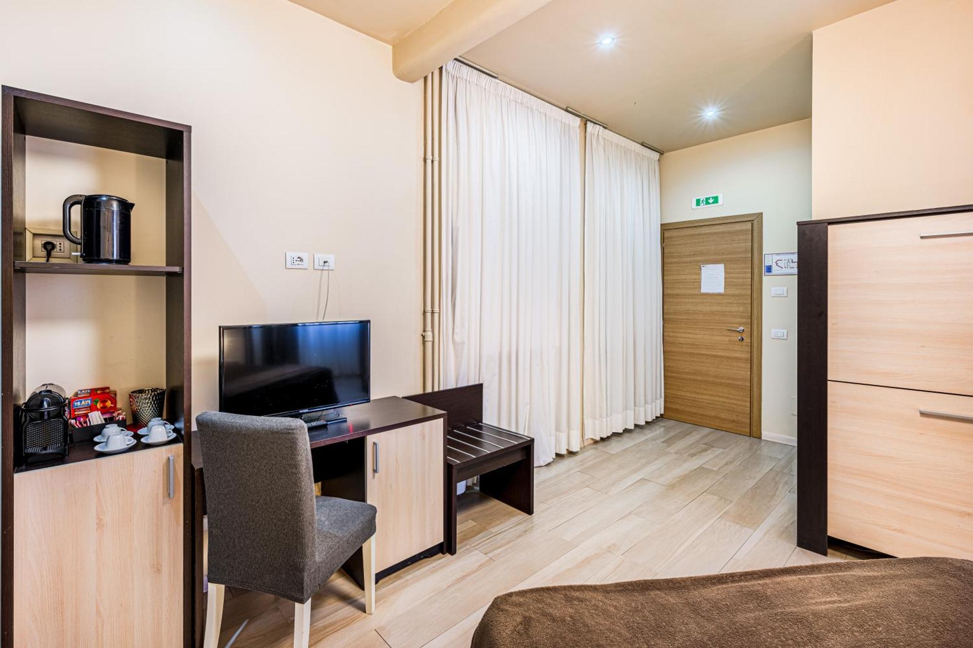 Interno5 *